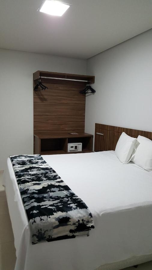 Manhattan Apart Hotel Caratinga Экстерьер фото