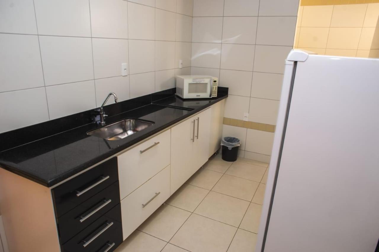 Manhattan Apart Hotel Caratinga Экстерьер фото