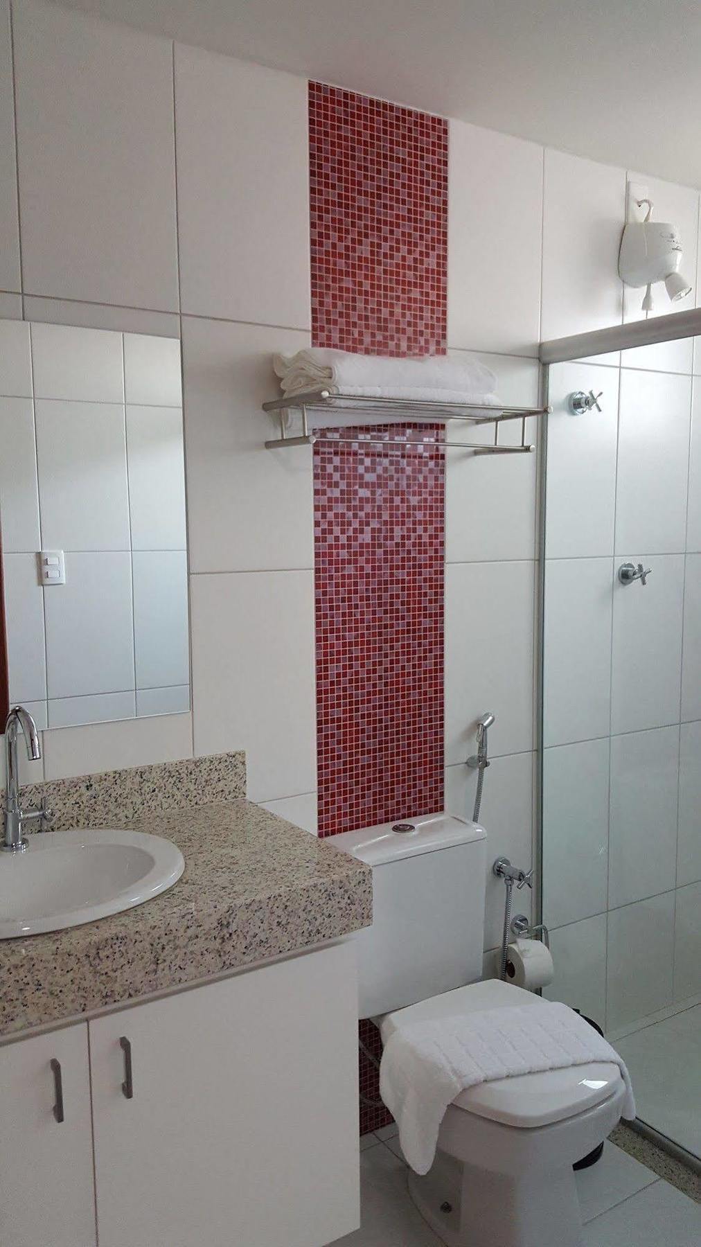 Manhattan Apart Hotel Caratinga Экстерьер фото